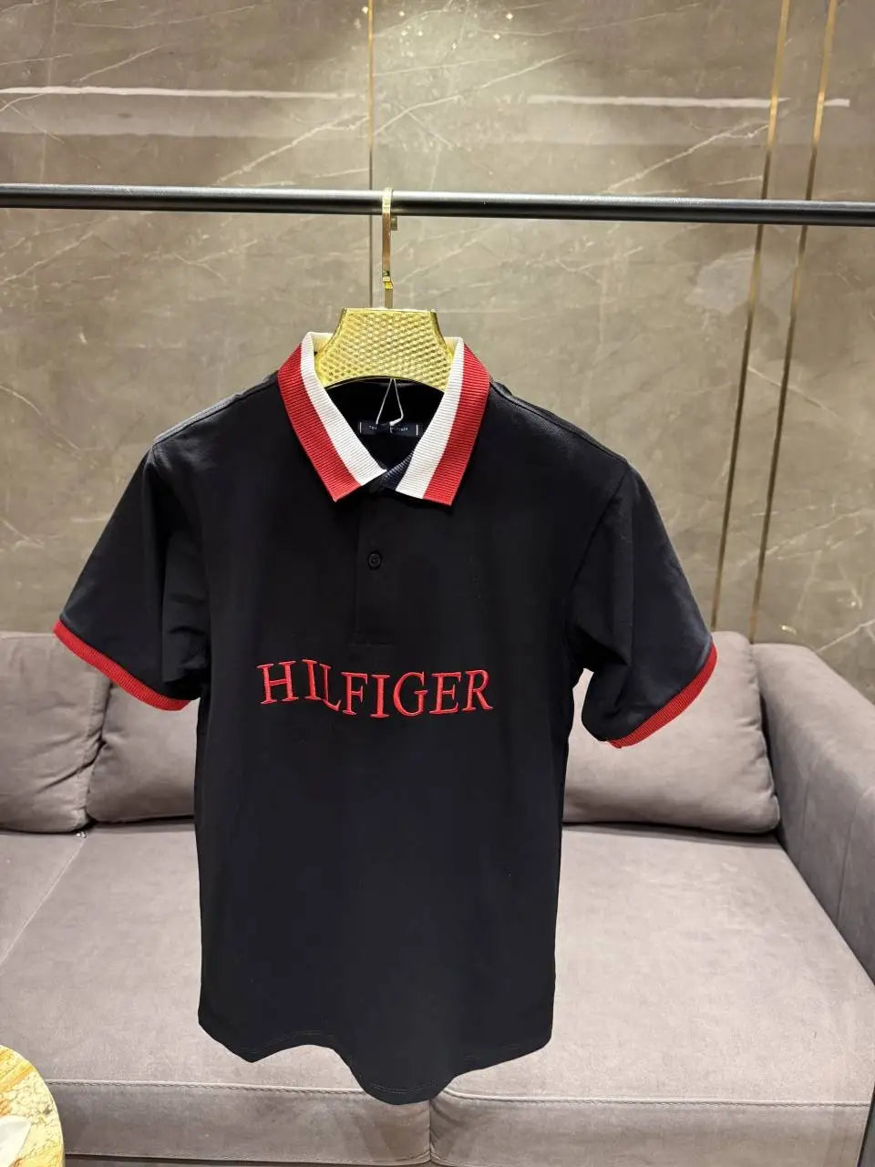 TOMMY HILFIGE_R BLACK PREMIUM FRONT PRINTED POLO