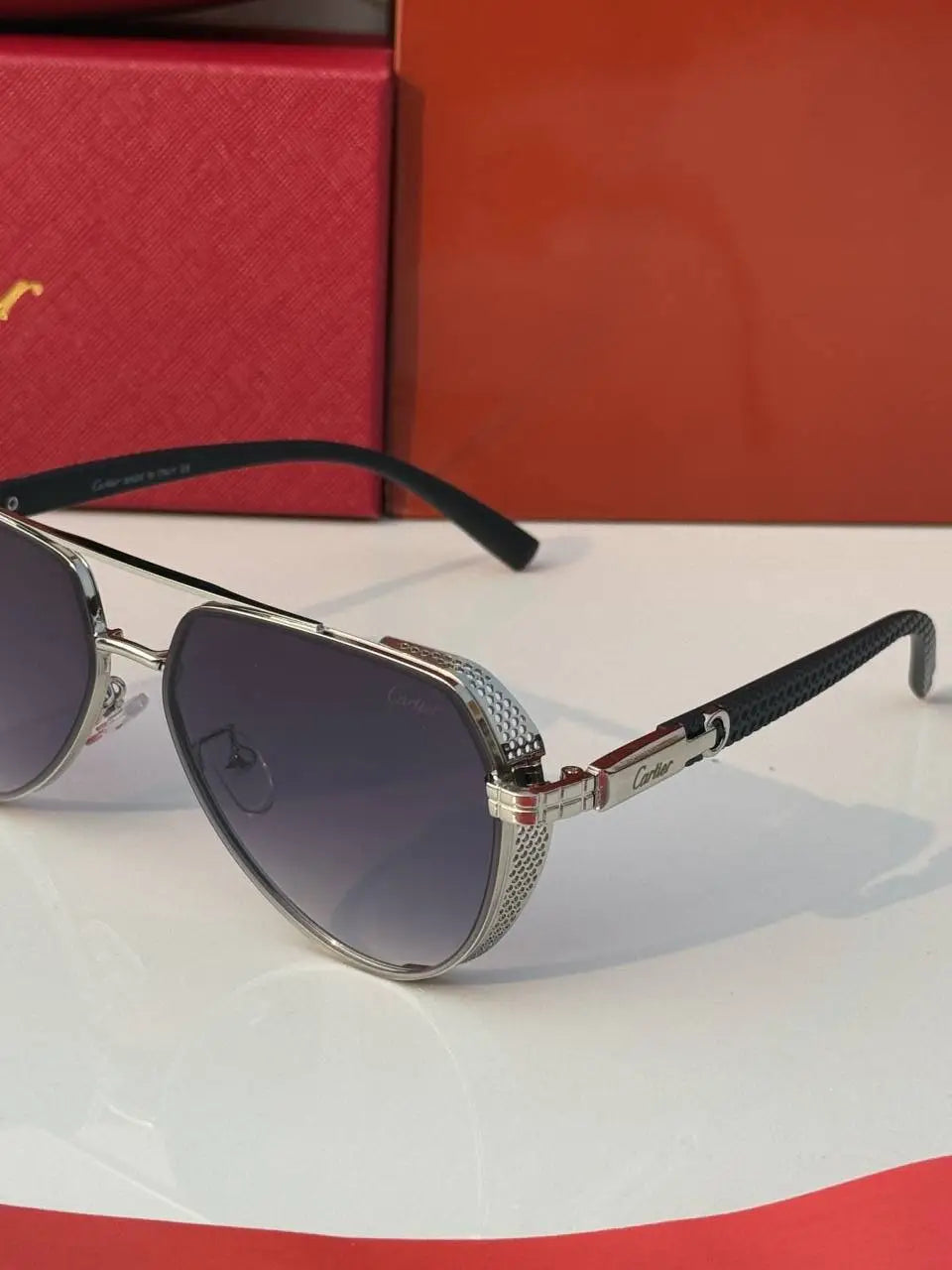 Cartier_2606_Black_Shaded