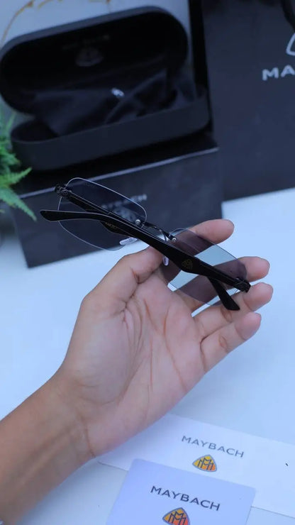 Maybach Z25 Full Black Daynight Glass