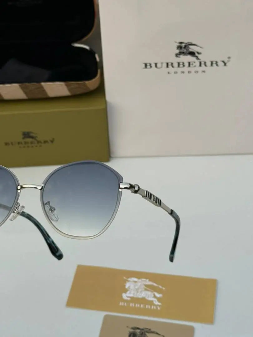 Burberry_2622_Blue
