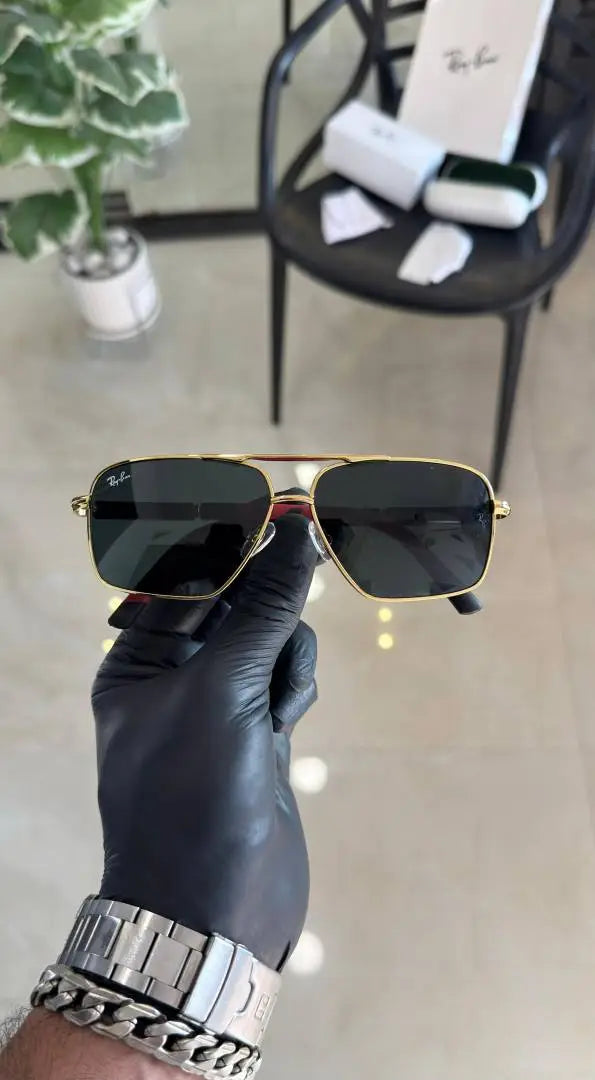 Rayban Toxic Gold Black