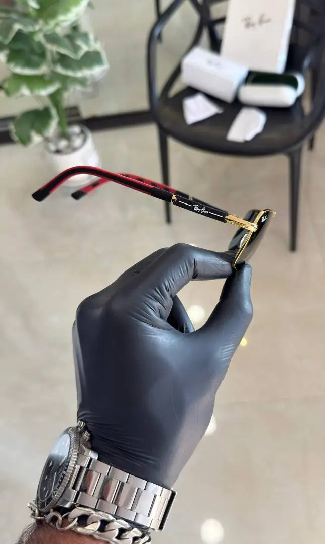 Rayban Toxic Gold Black