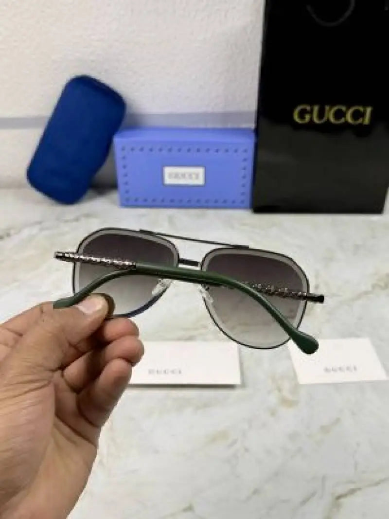 Gucci_2649_Black_green