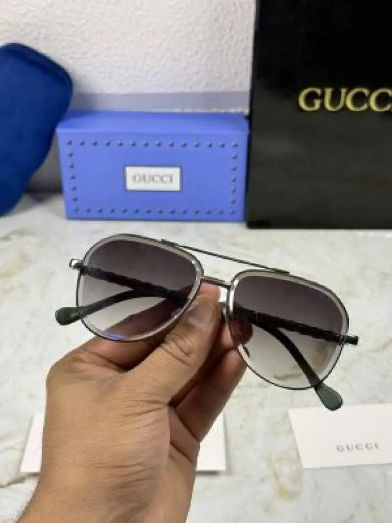 Gucci_2649_Black_green