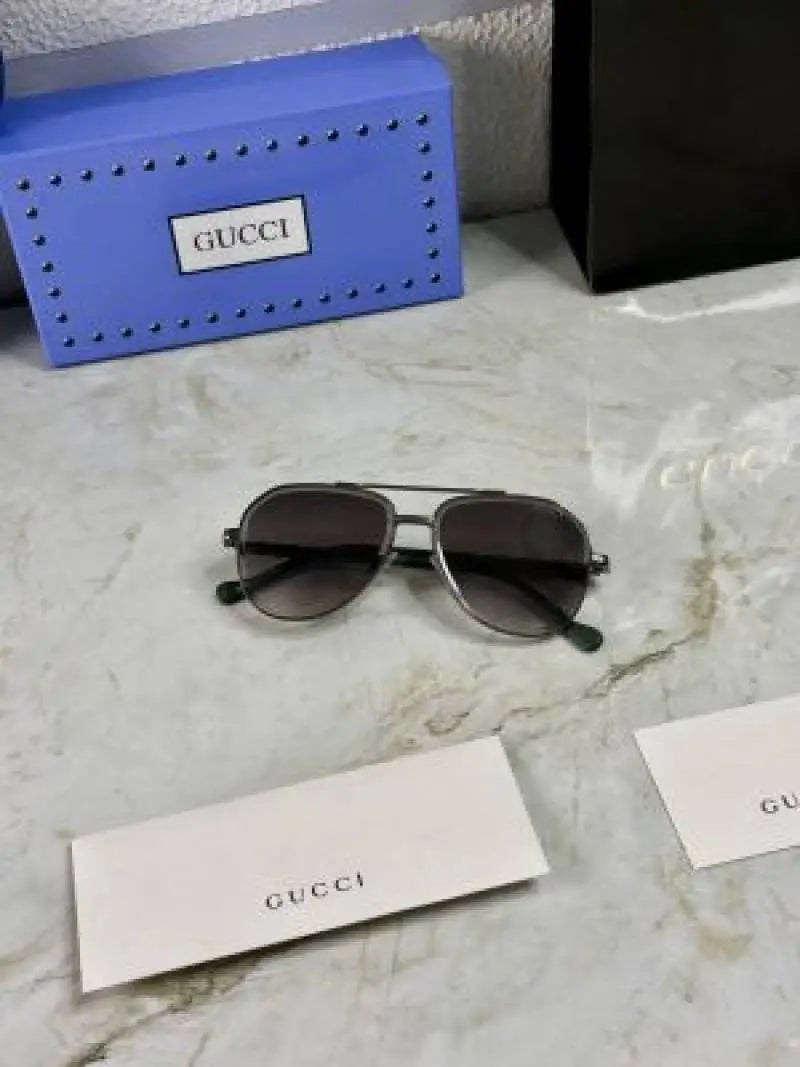 Gucci_2649_Black_green