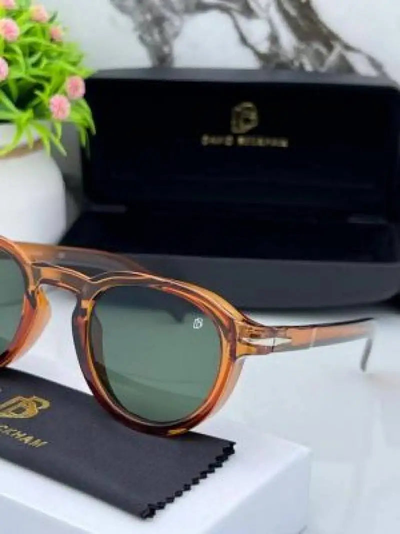 David_Beckham_5255_Brown_Green