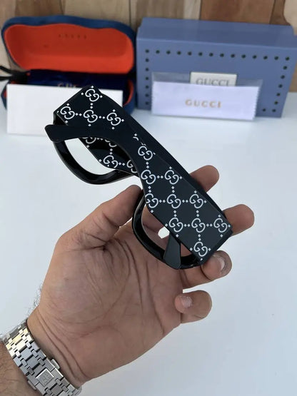 Gucci_6009_black_plano