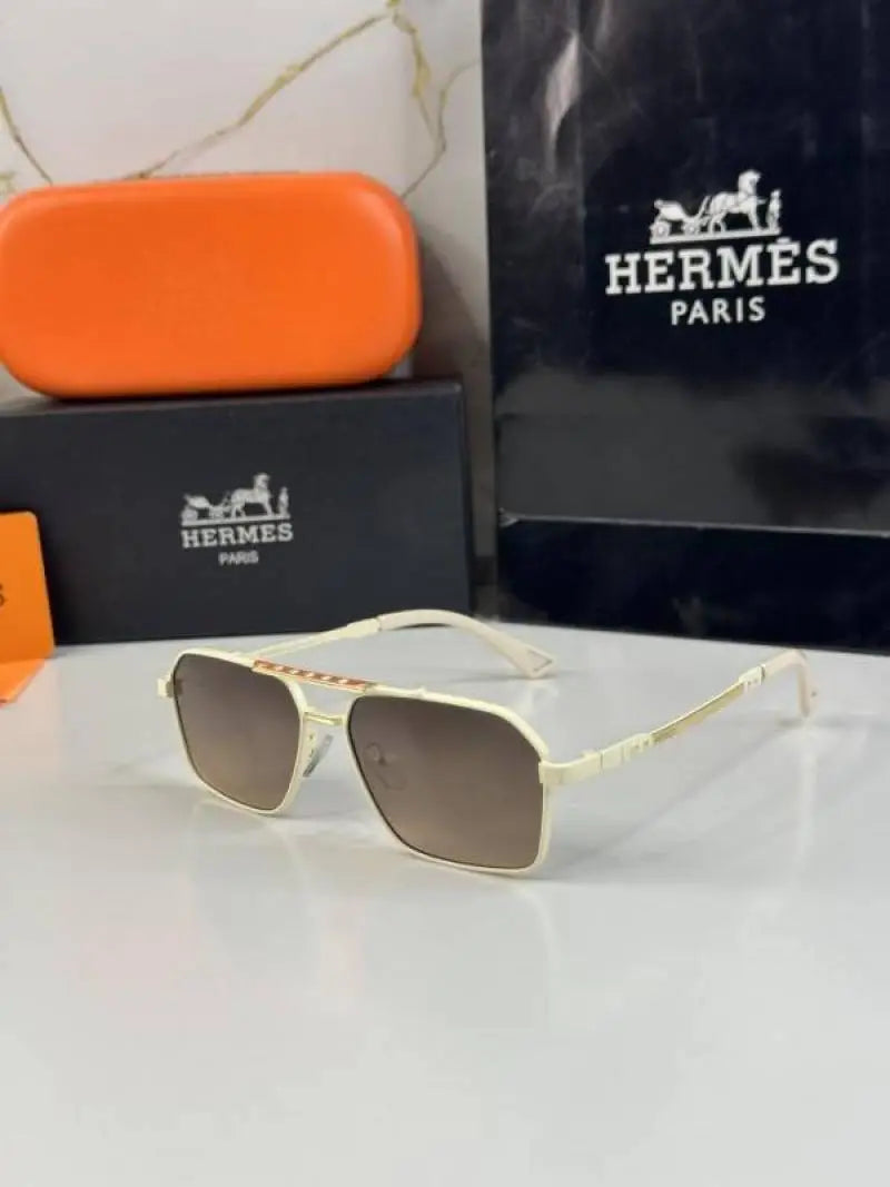 Hermes_2536_Offwhite_Brown