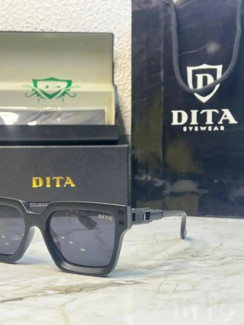 DITA_9831_FULL_BLACK