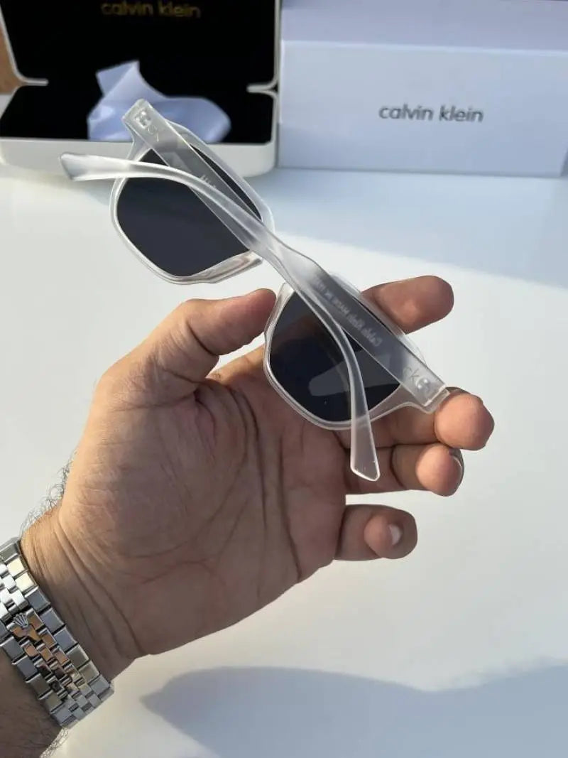 Calvin_klain_05_white_Black