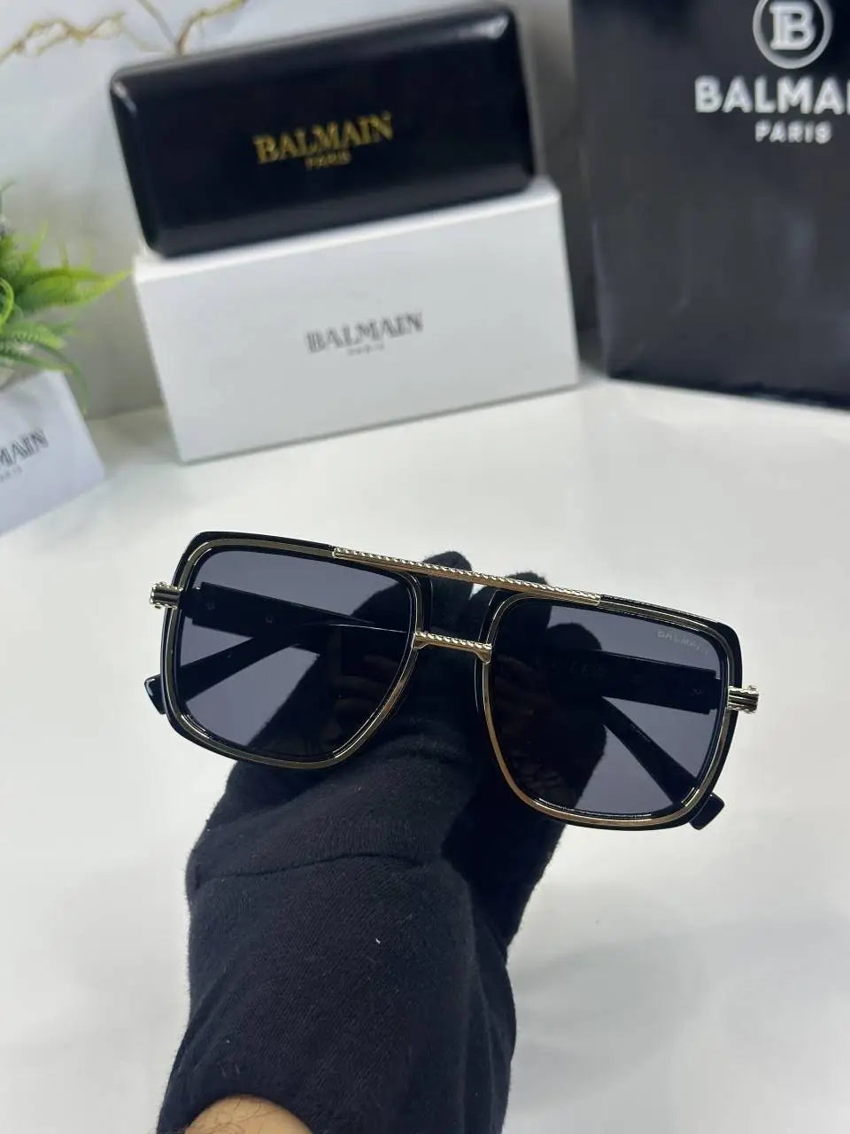 Balmain_9832_Gold_Black