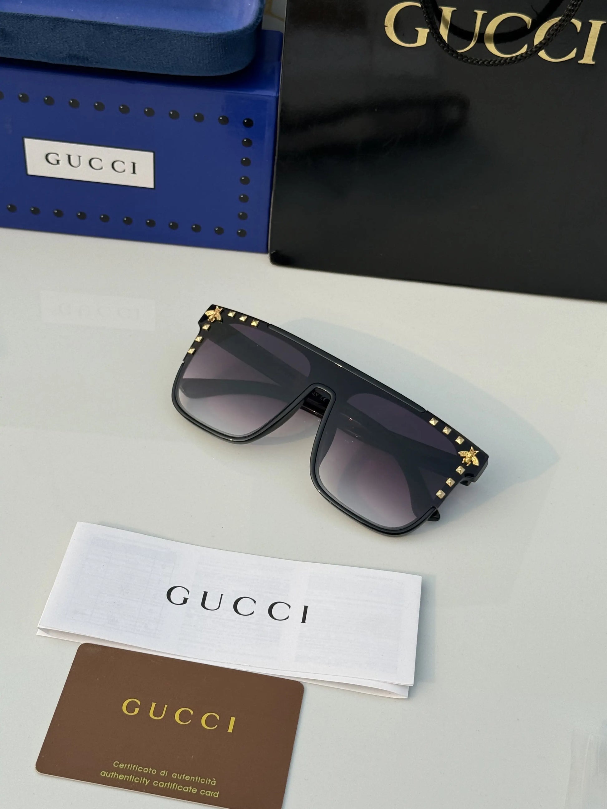 9ucci_121399_Black_Shaded