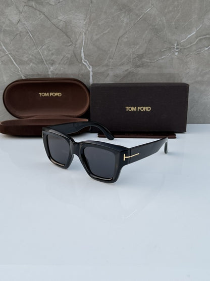 Tomford_4184_Black