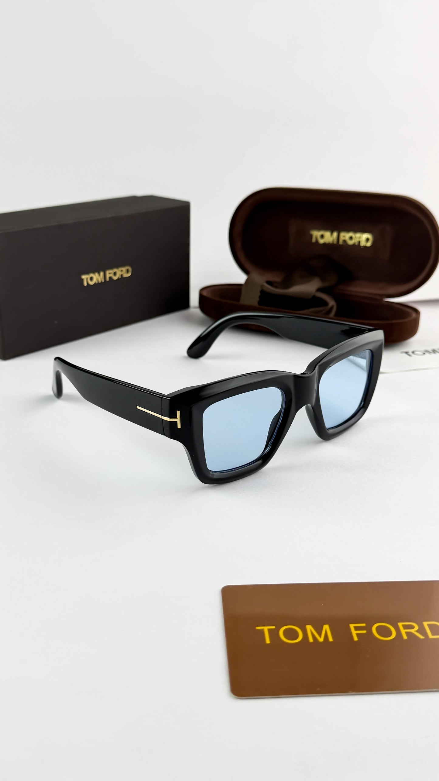 Tomford_4184_Blue