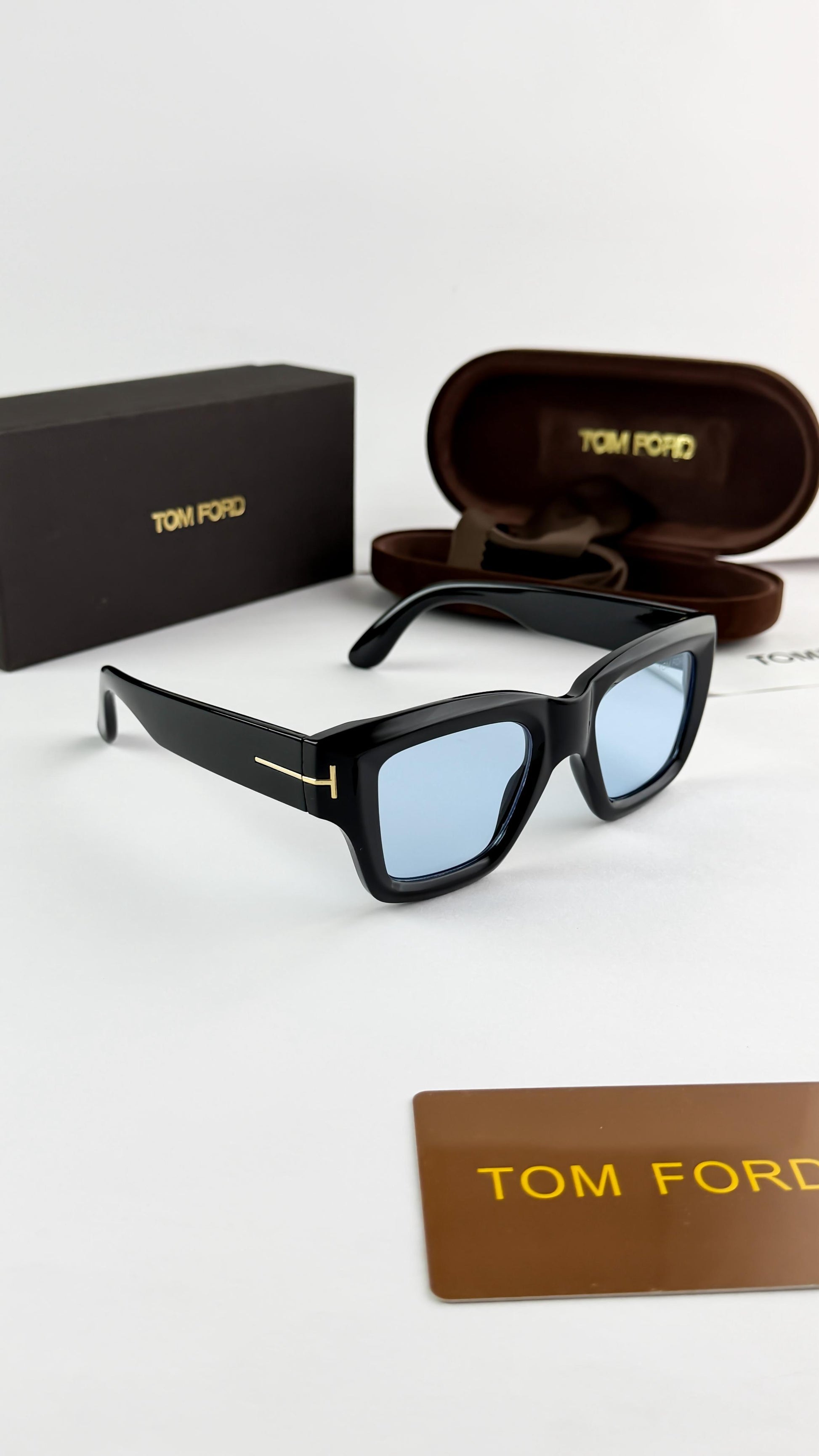 Tomford_4184_Blue