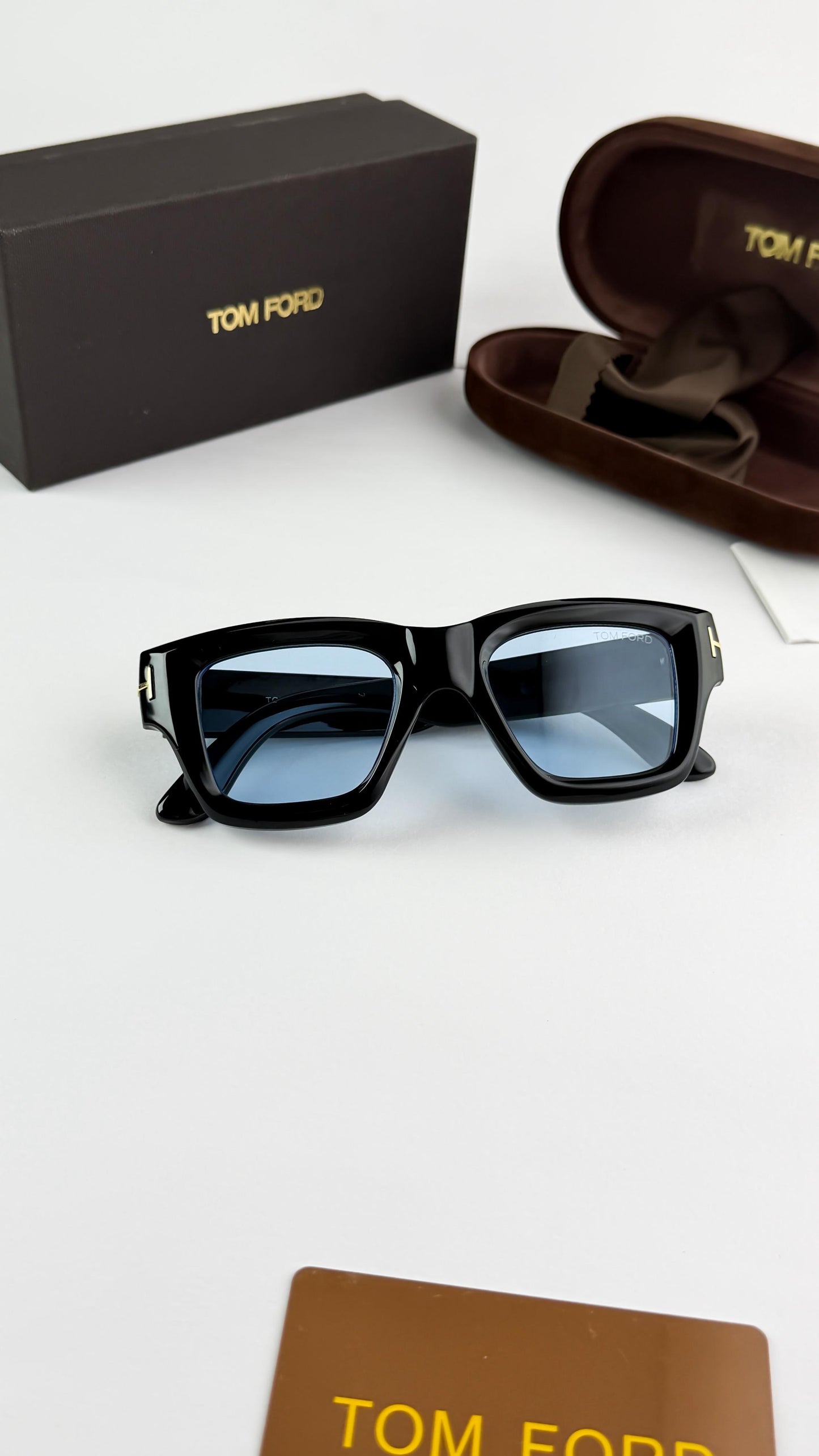 Tomford_4184_Blue