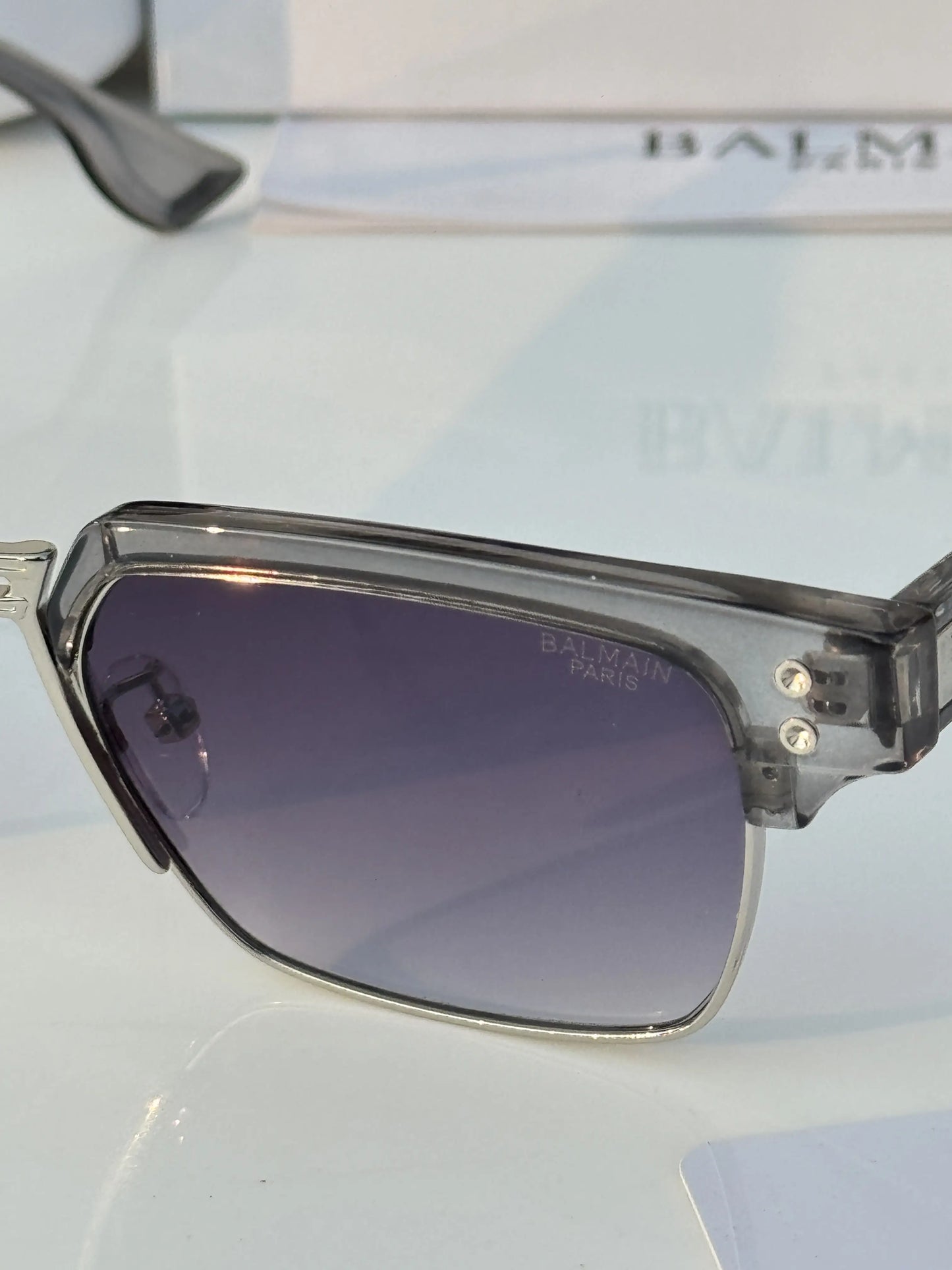 Copy Balmain_1145_grey