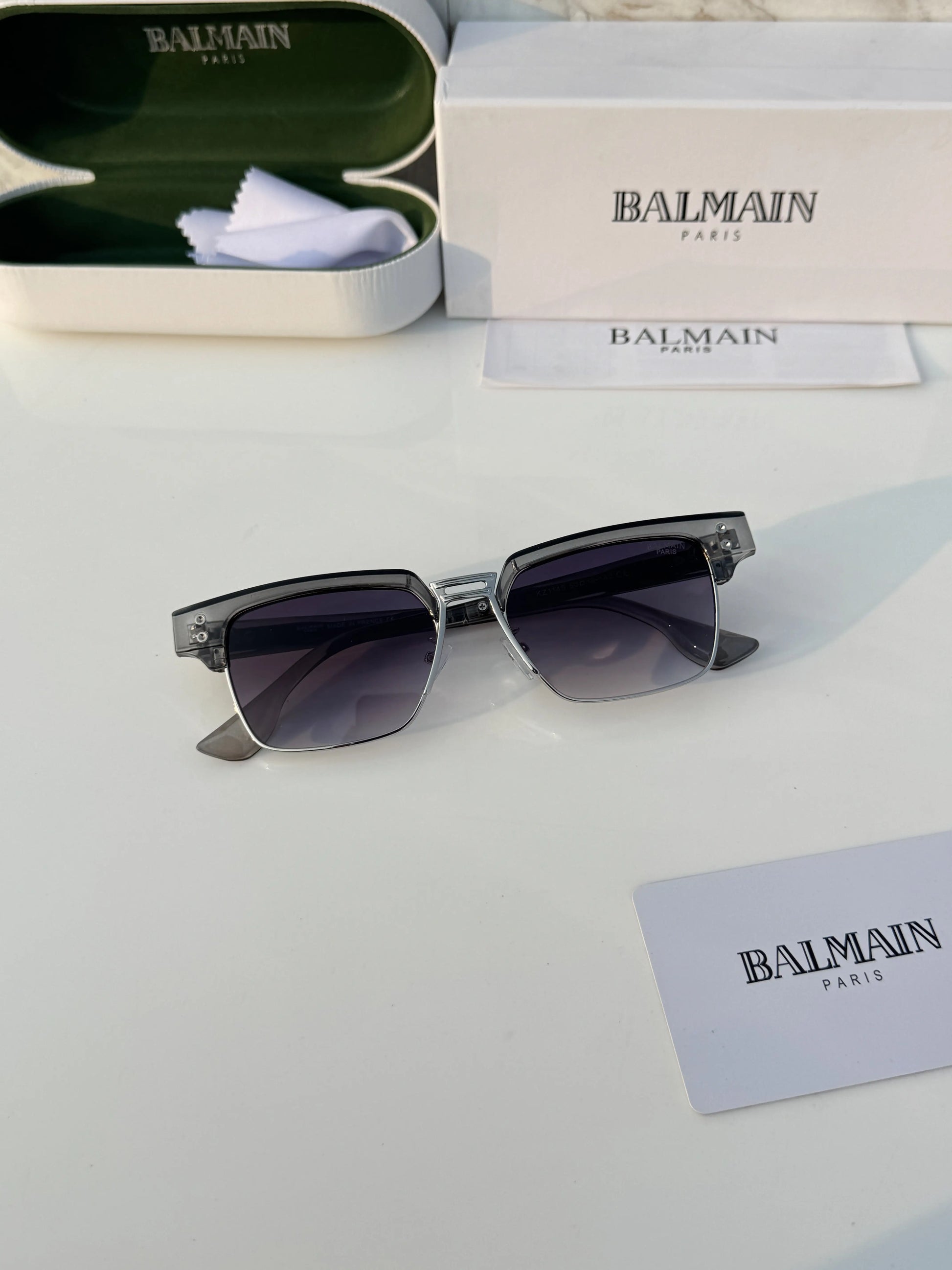 Copy Balmain_1145_grey