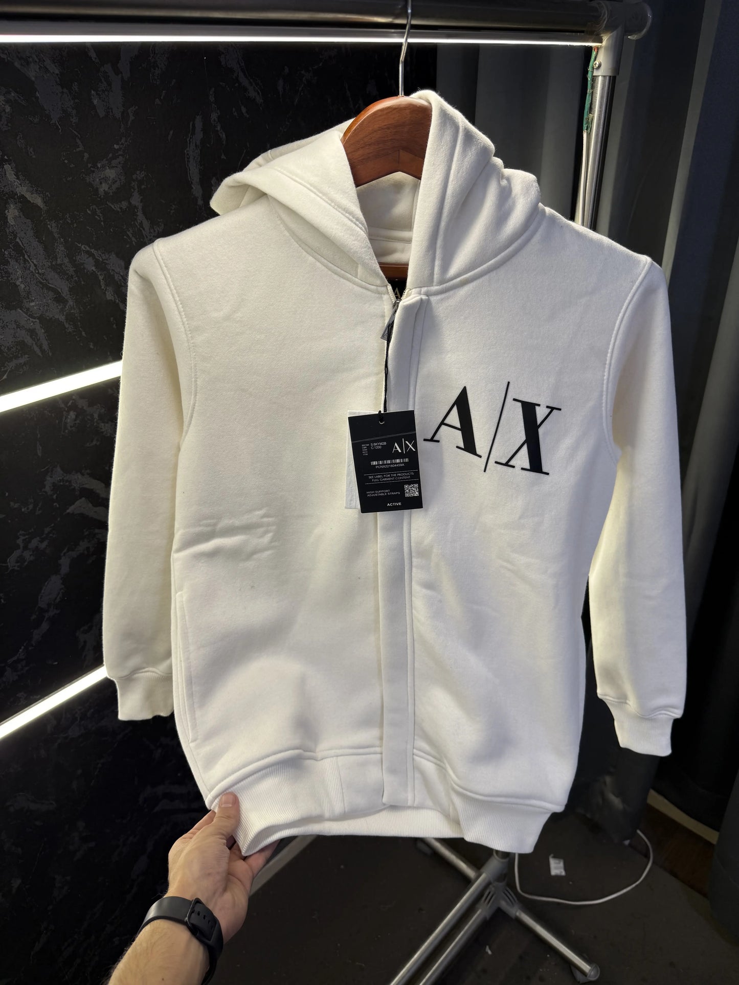 Arman i Exchang e Zipper Pull Over Hoodie (White)