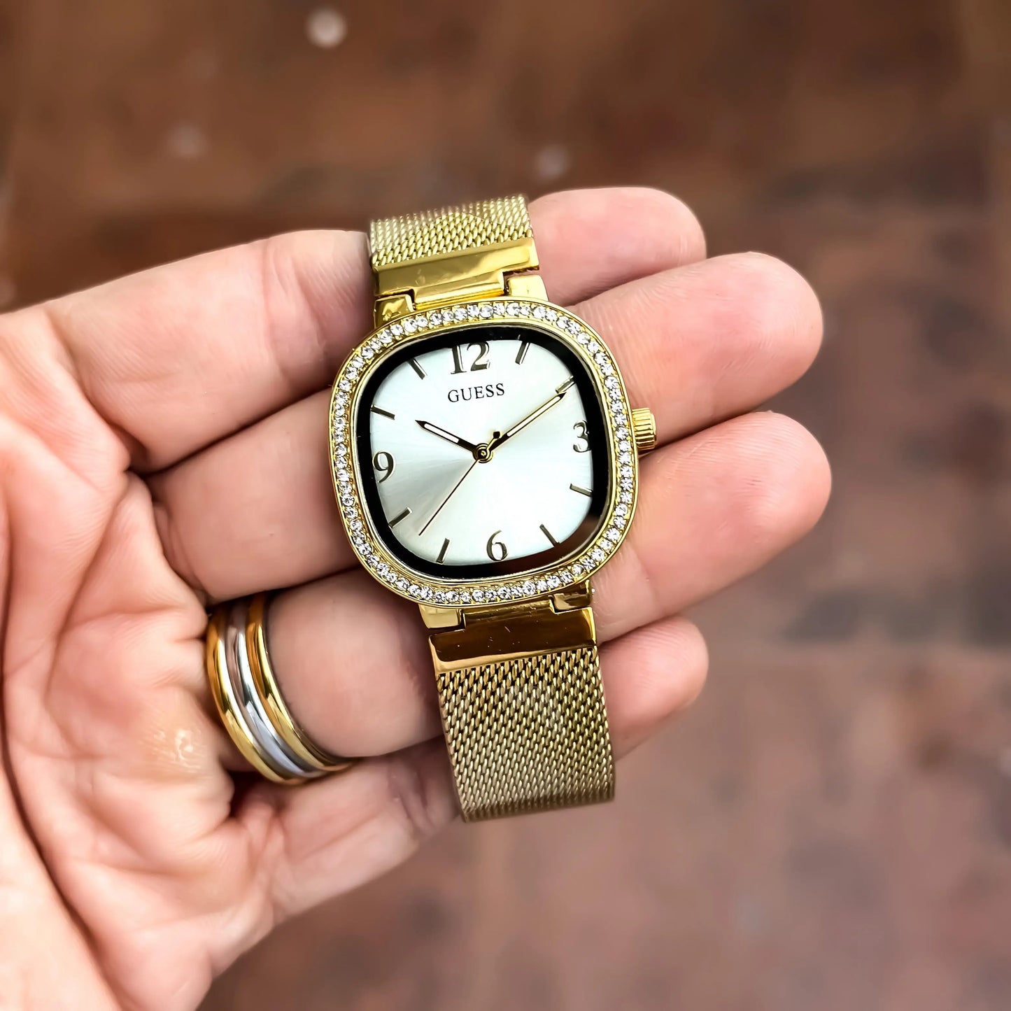 GUESS_LADIES_GOLD_WHITE