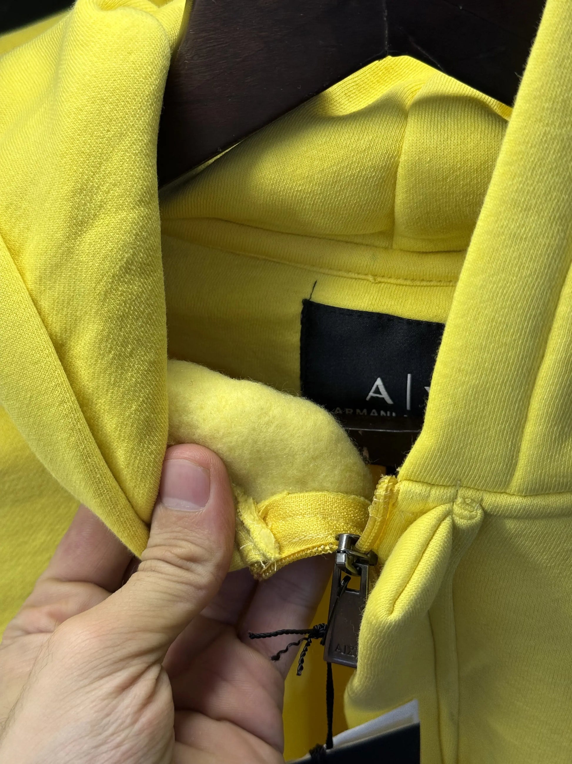 Arman i Exchang e Zipper Pull Over Hoodie (Yellow)