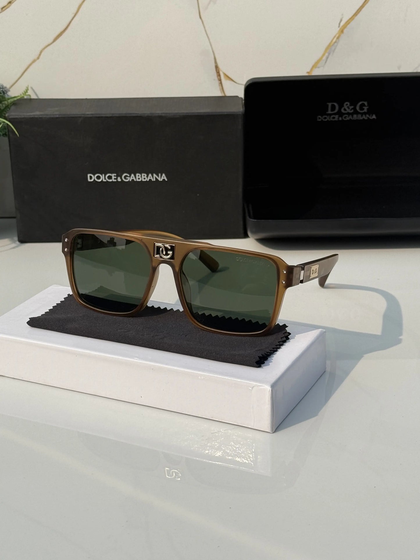 Dolce_&_Gabbana_8958_Brown_Green