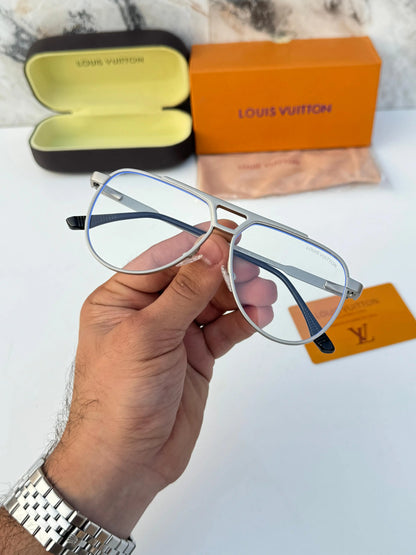 Louis_vuitton_532_silver_plano