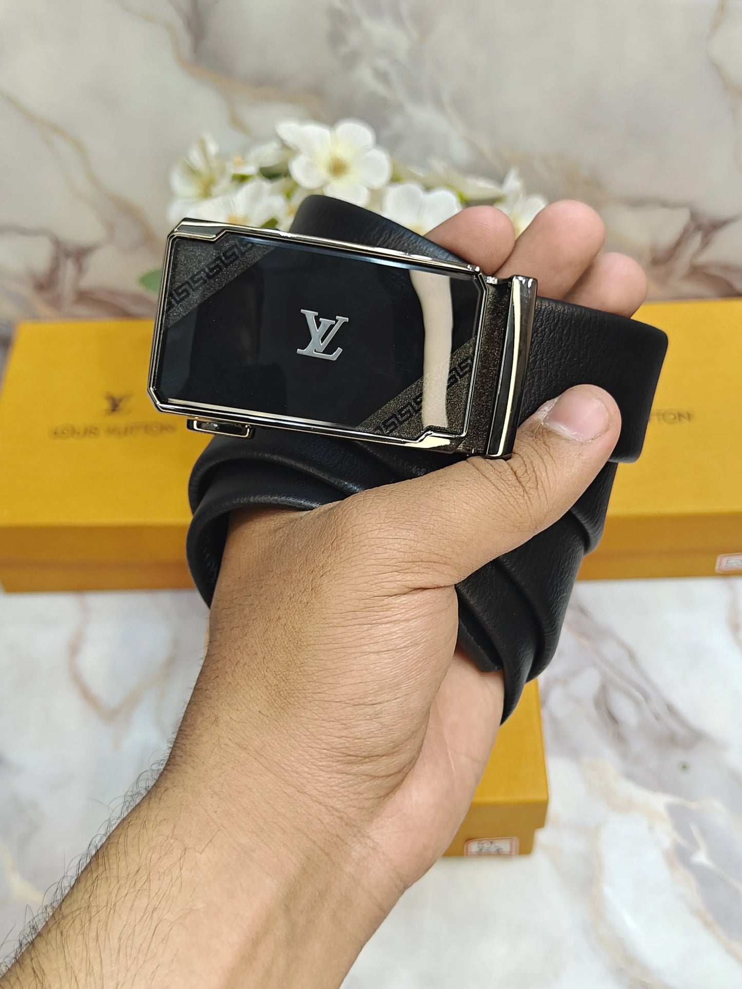 LV LOUIS VUITTON PREMIUM QUALITY AUTOLOCK BELT WITH OG BOX
