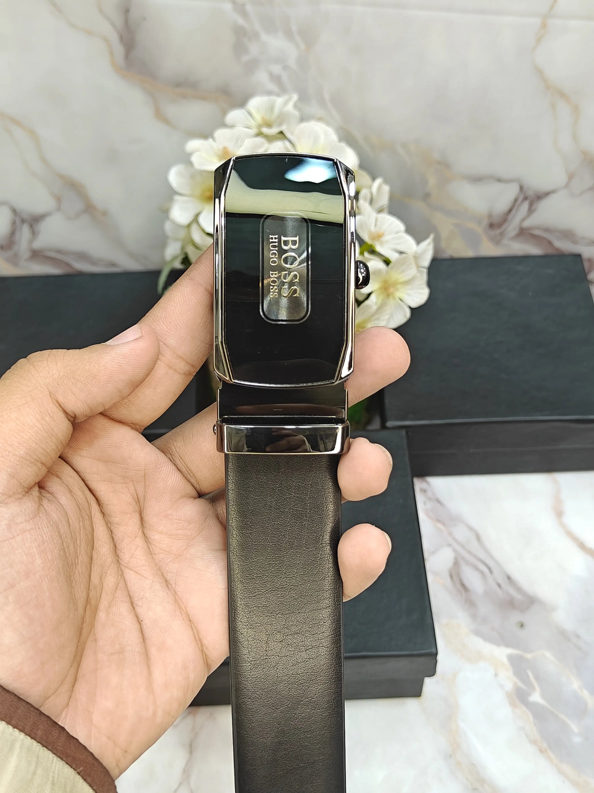 BOSS PREMIUM QUALITY AUTOLOCK REVESABLE BELT WITH OG BOX