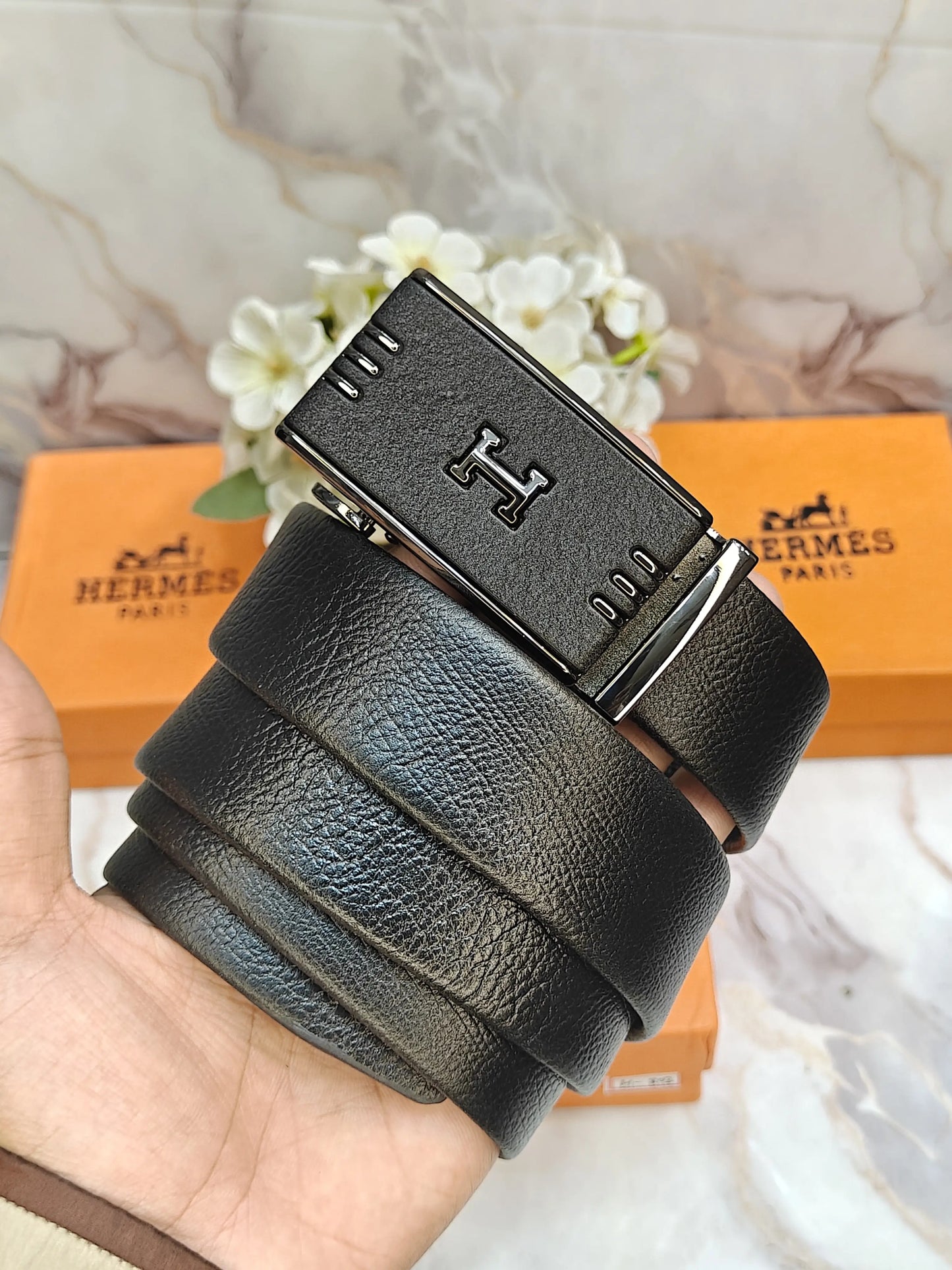 HERMES PREMIUM QUALITY AUTOLOCK BELT WITH OG BOX