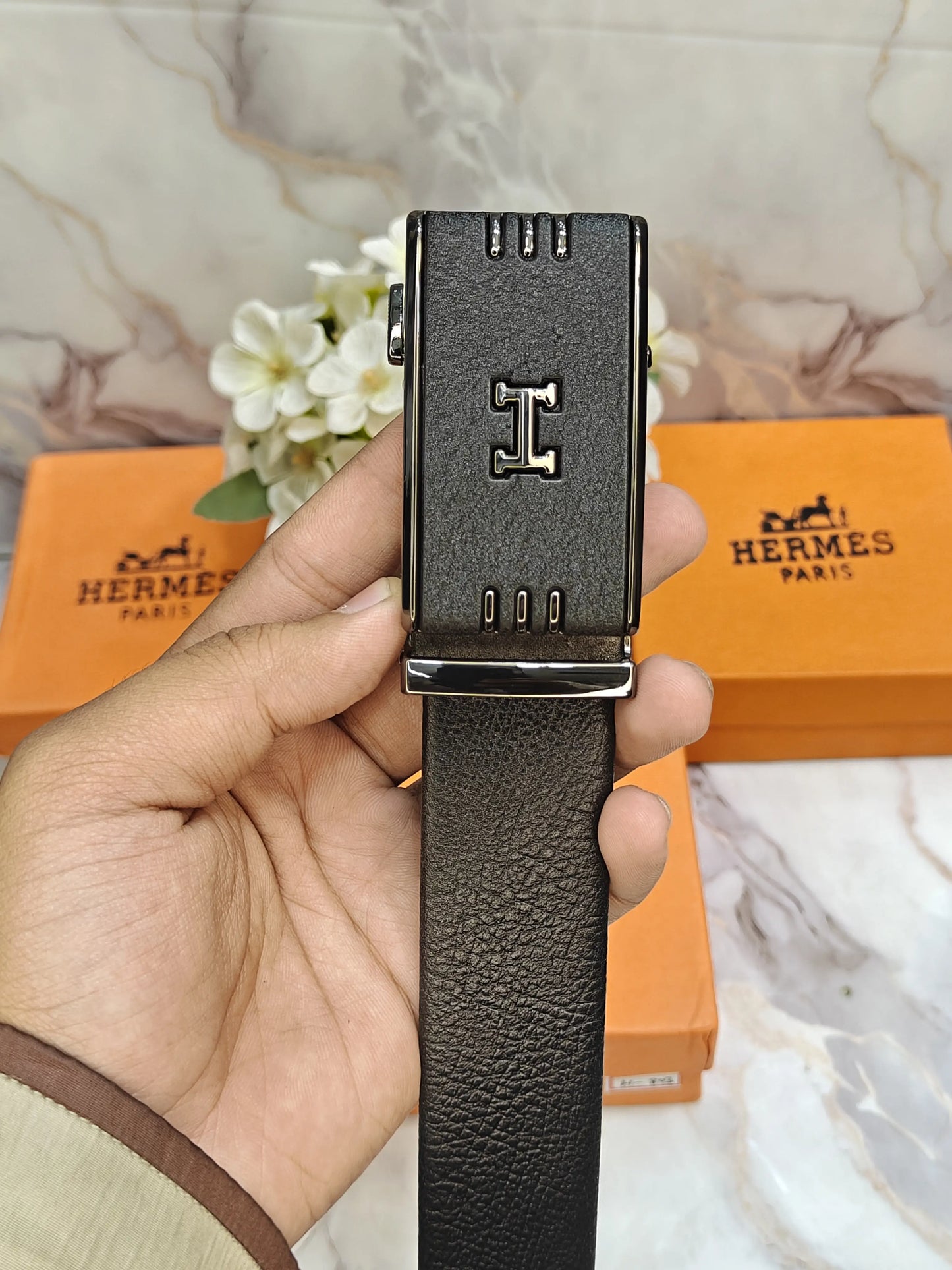 HERMES PREMIUM QUALITY AUTOLOCK BELT WITH OG BOX