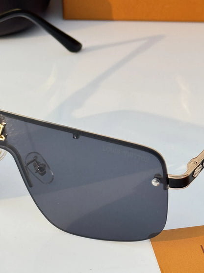 Louis_vuitton_33015_gold_black