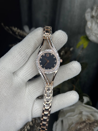 Swarovsk i Hyperbola Bangle Rose Gold Black Premium Watch