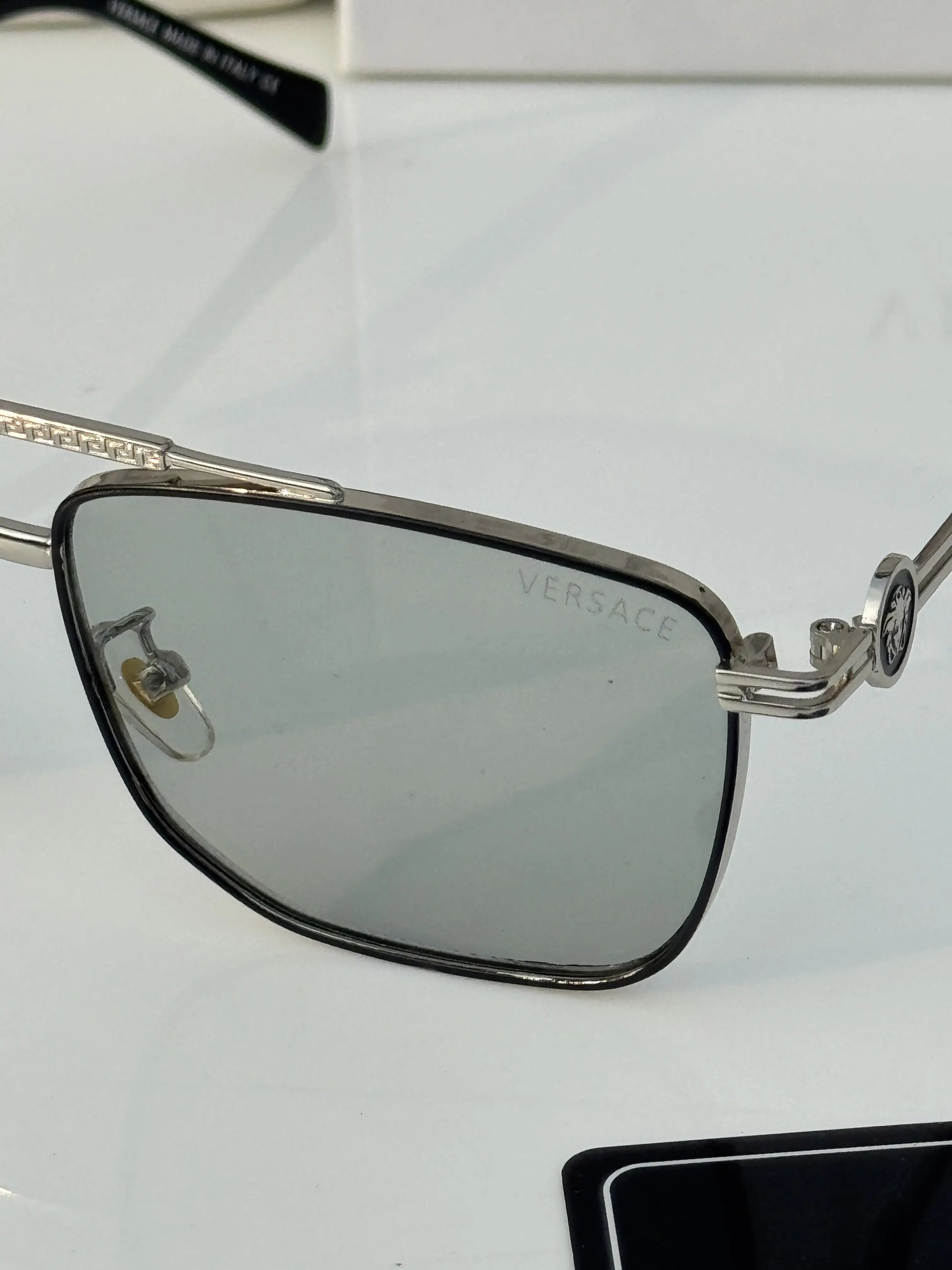 Versace_069_silver_black