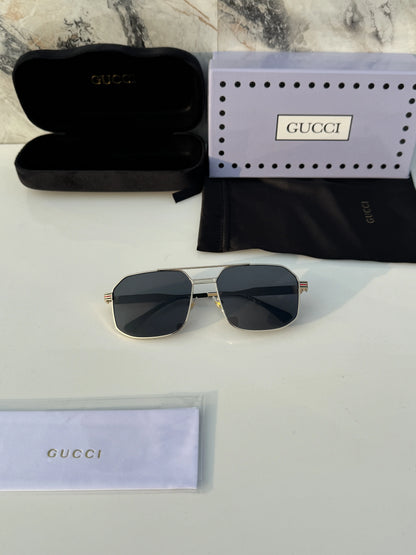 Gucci_9028_gold_black