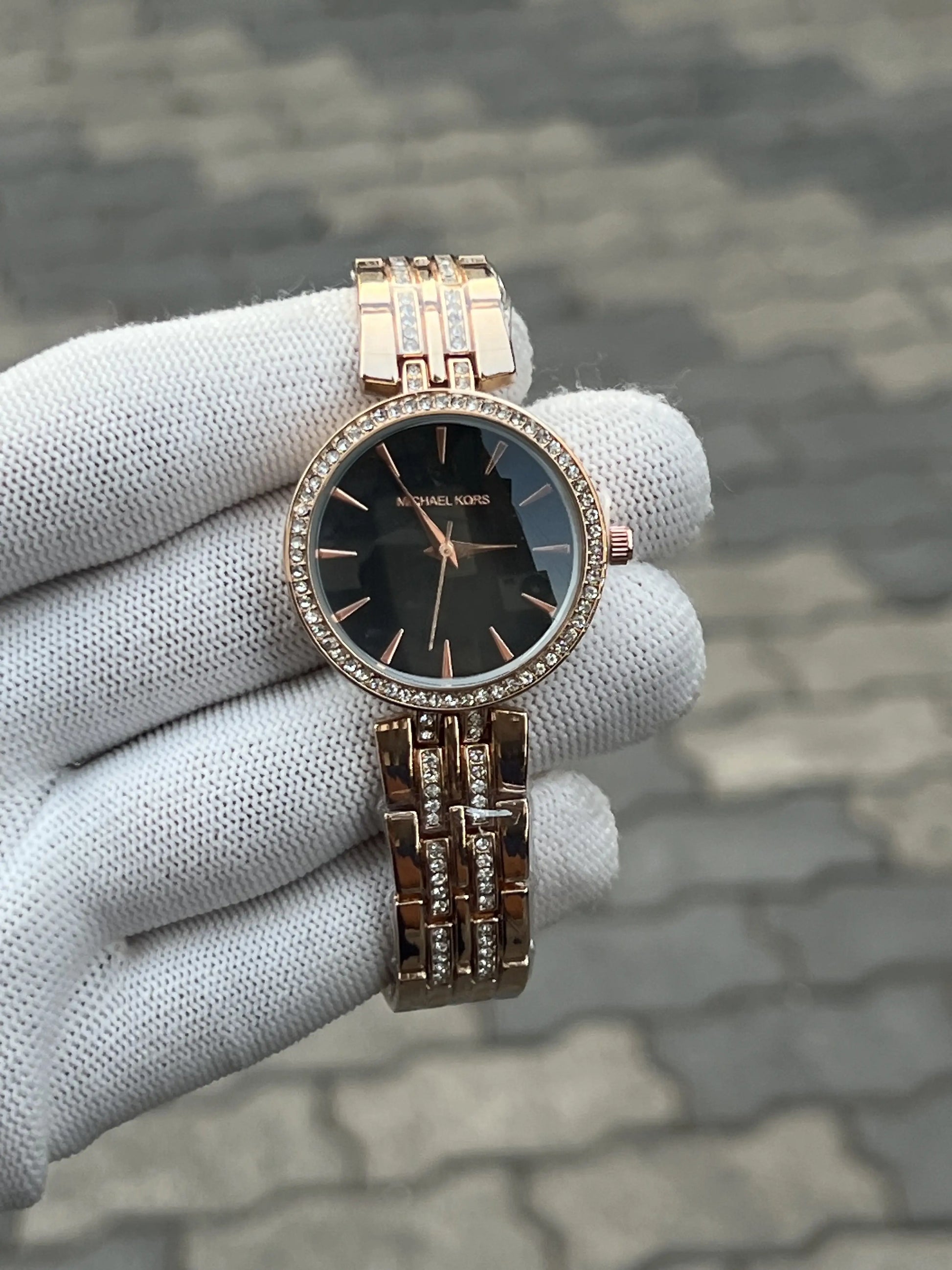 Michae_l Kors Gold Black Diamond