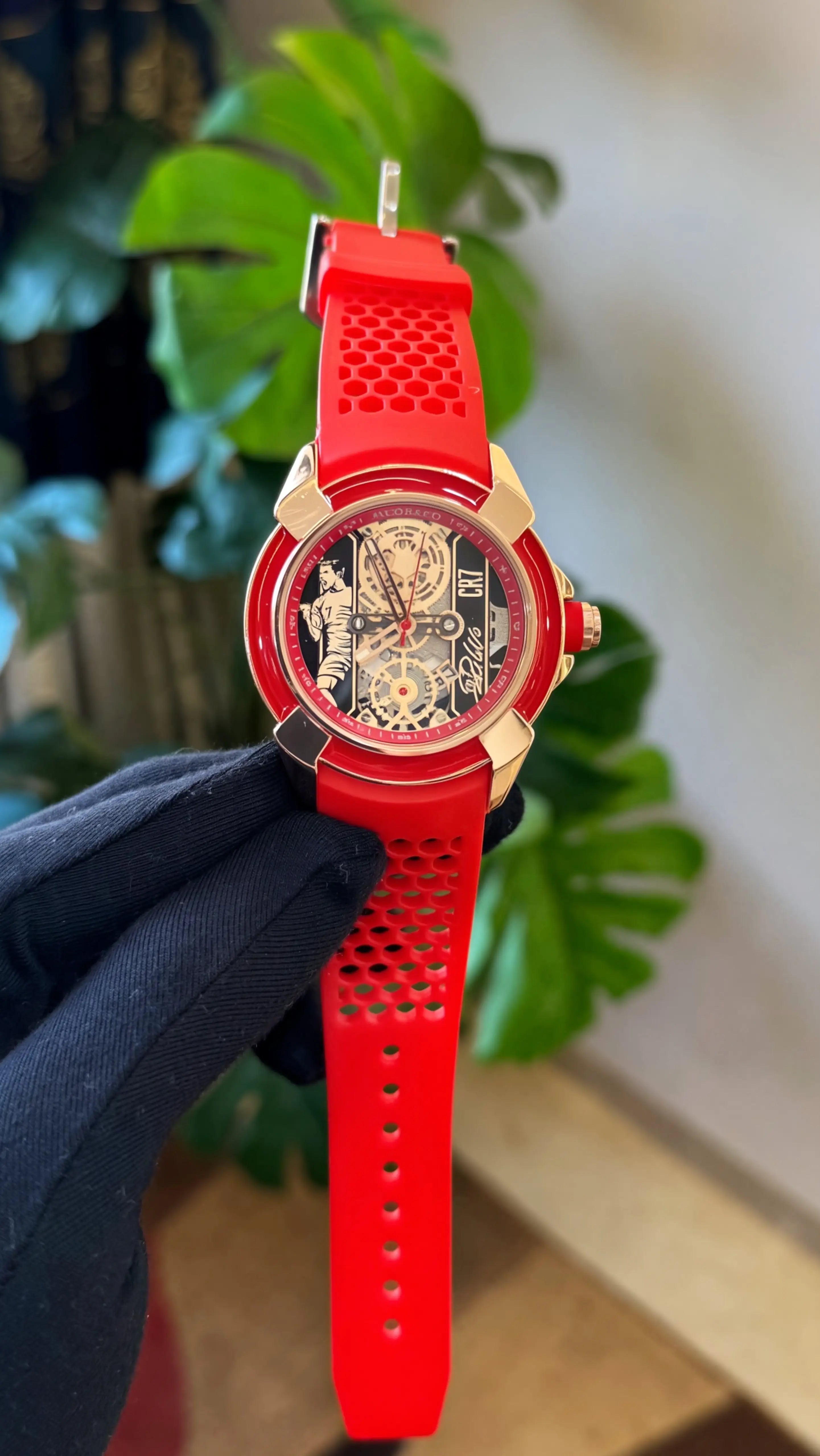 Selected Variant Image