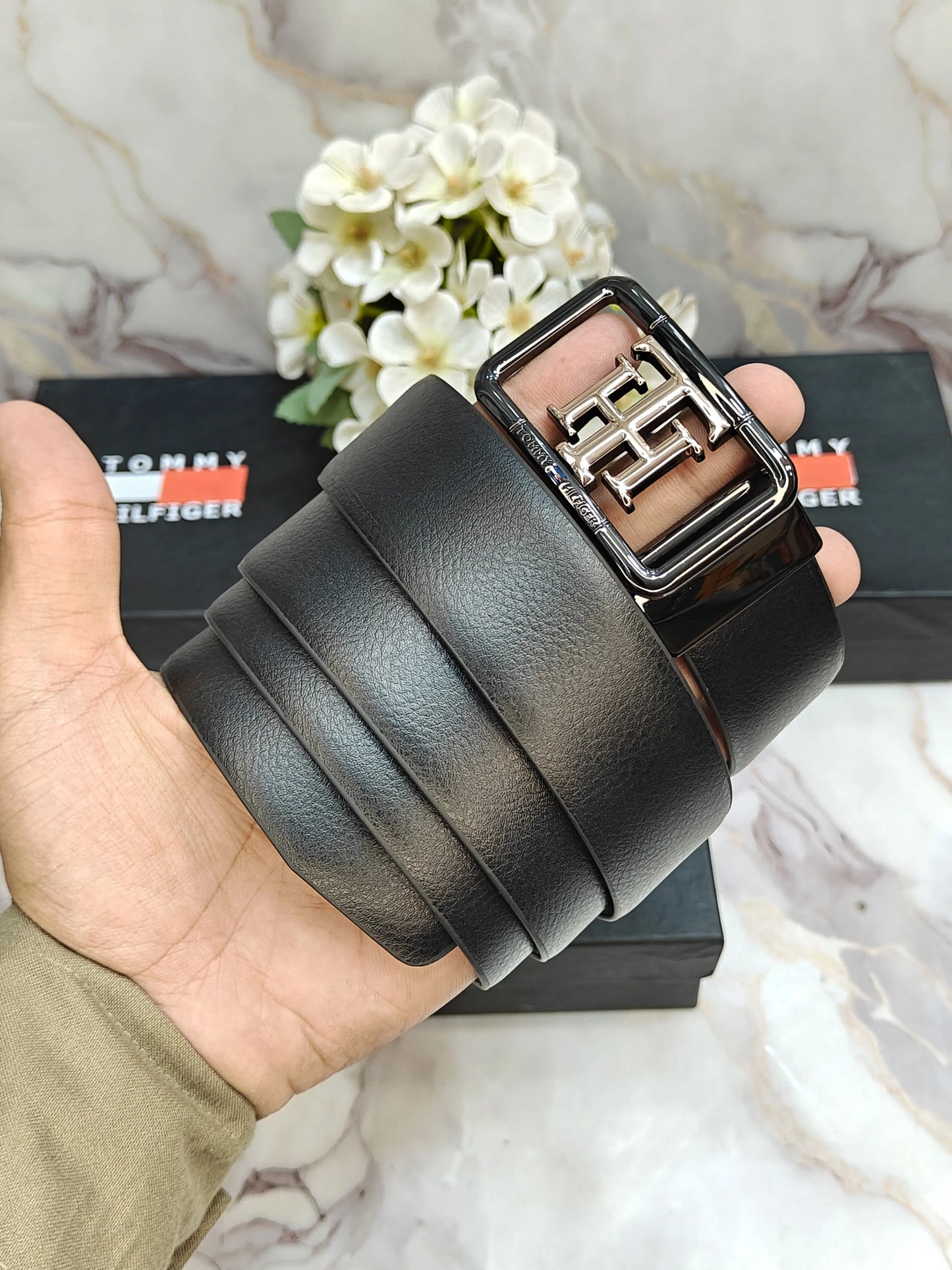 TOMMY HILFIGER PREMIUM QUALITY REVERSEABLE BELT WITH OG BOX TM-