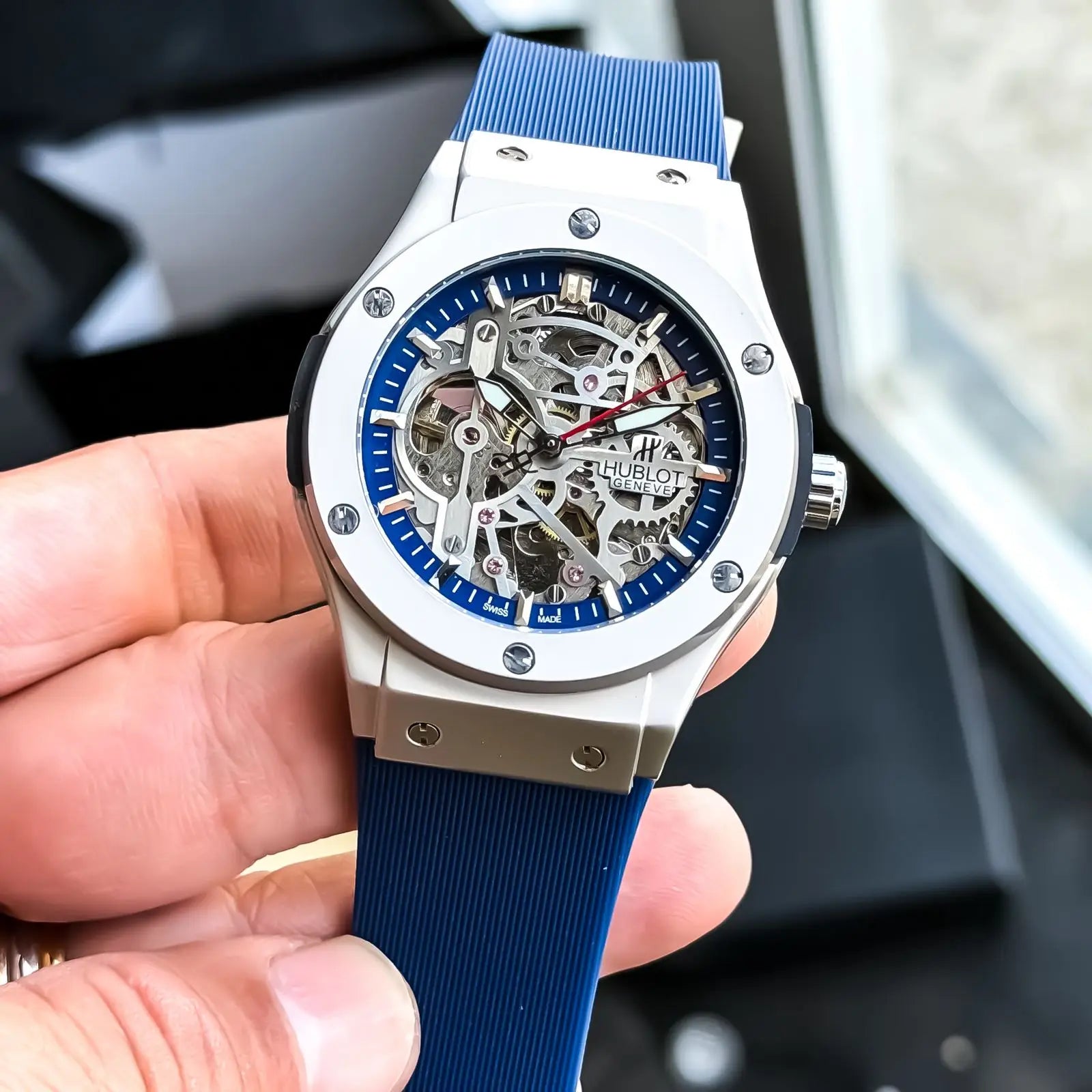 HUBLOT_AUTO_SILVER_BLUE