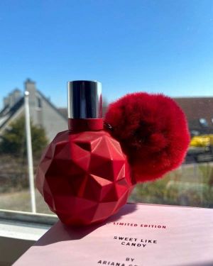 ARIANA GRANDE SWEET LIKE CANDY LIMITED EDITION (682)