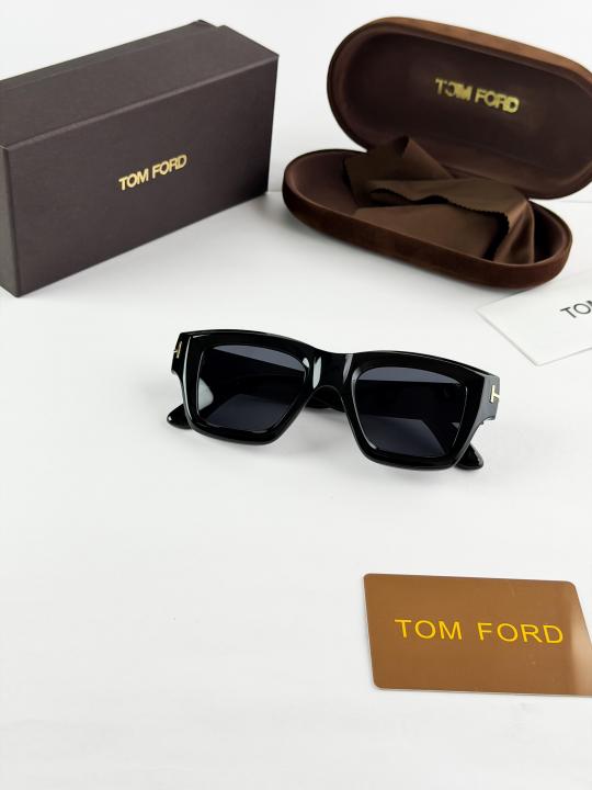 Tom Ford full black